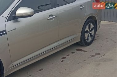 Седан Kia Optima 2013 в Львове