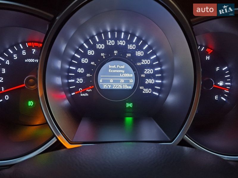 Седан Kia Optima 2013 в Броварах