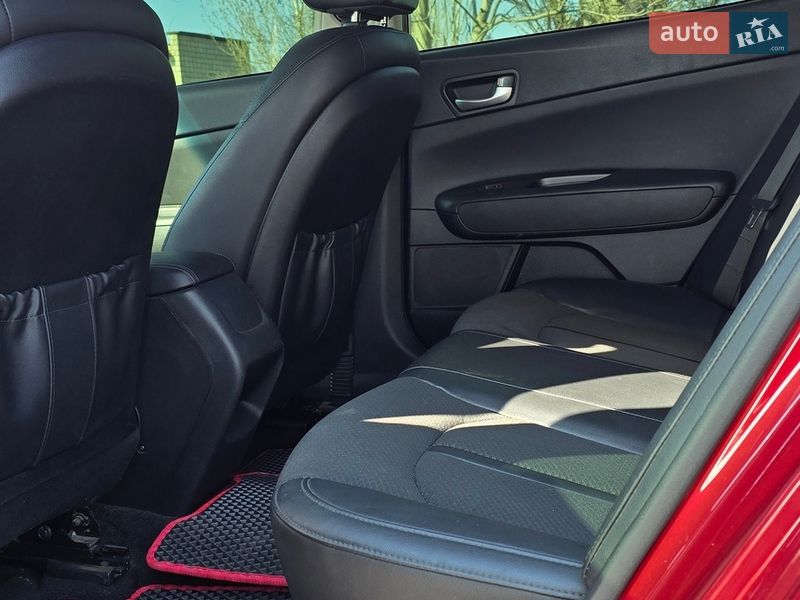 Седан Kia Optima 2017 в Білгороді-Дністровському фото 13 Седан Kia Optima 2017 в Білгороді-Дністровському