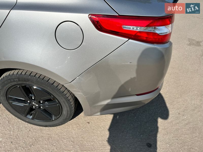 Седан Kia Optima 2013 в Киеве