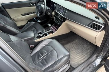 Седан Kia Optima 2015 в Харькове