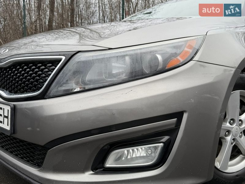 Седан Kia Optima 2013 в Киеве