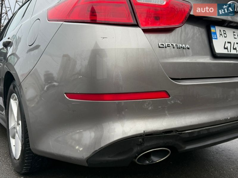 Седан Kia Optima 2013 в Киеве