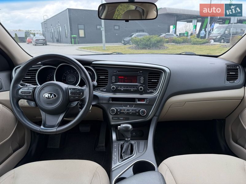 Седан Kia Optima 2015 в Тернополе