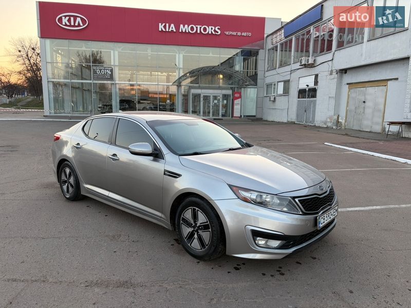 Седан Kia Optima 2011 в Чернігові