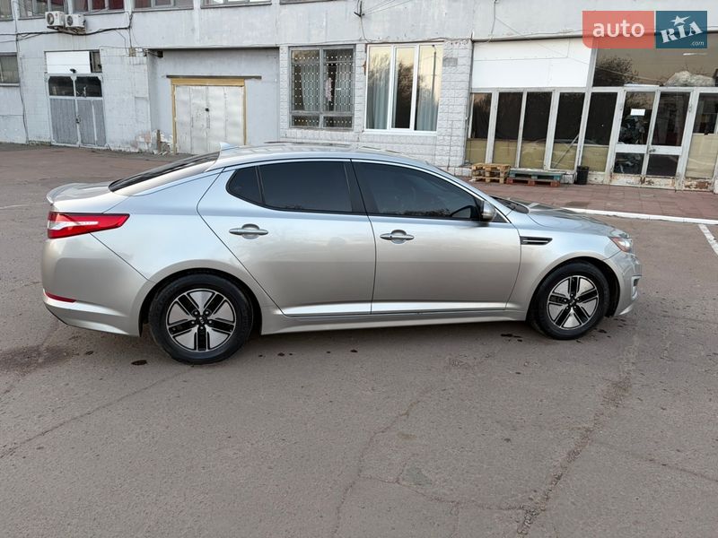 Седан Kia Optima 2011 в Чернігові