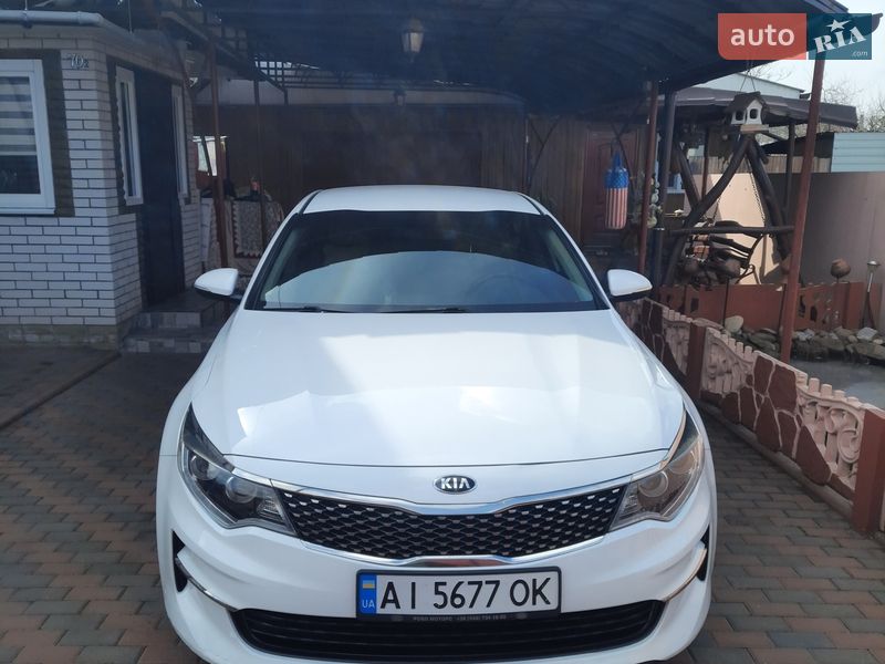 Седан Kia Optima 2016 в Прилуках