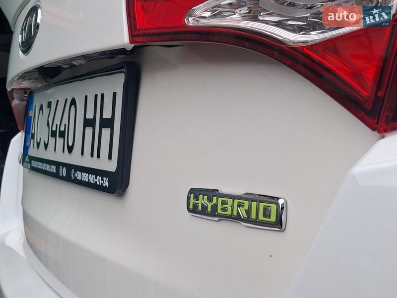 Седан Kia Optima 2012 в Луцке