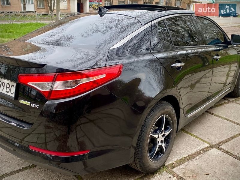 Седан Kia Optima 2013 в Новомиргороде