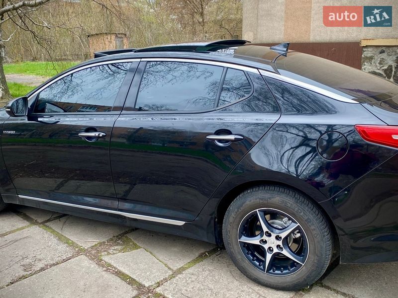 Седан Kia Optima 2013 в Новомиргороде
