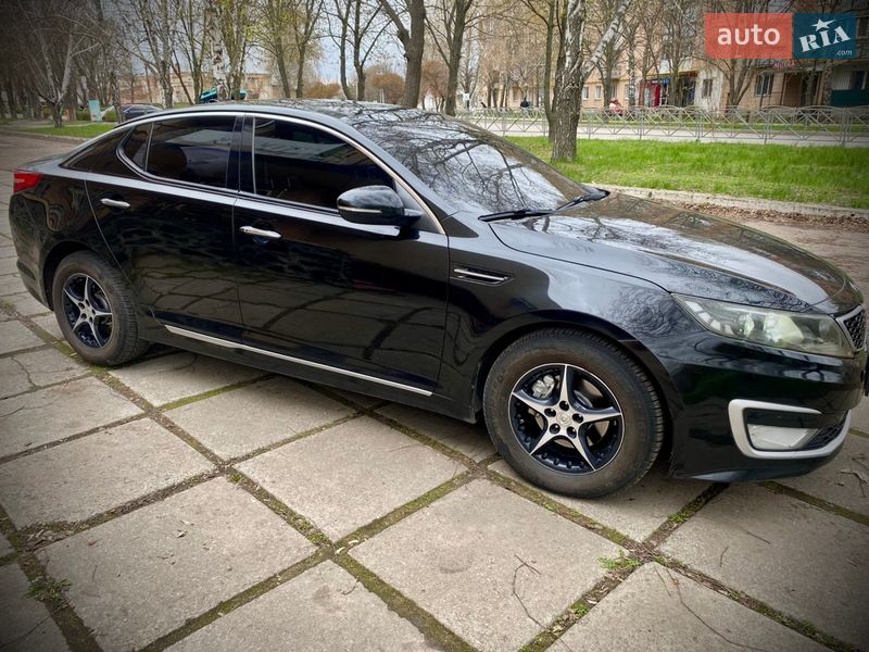 Седан Kia Optima 2013 в Новомиргороде