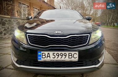Седан Kia Optima 2013 в Новомиргороде