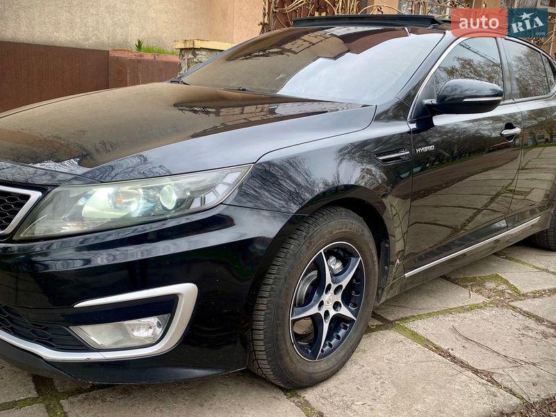 Седан Kia Optima 2013 в Новомиргороде