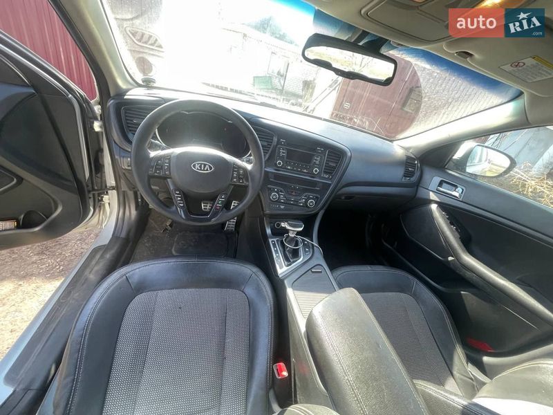 Седан Kia Optima 2012 в Борисполе