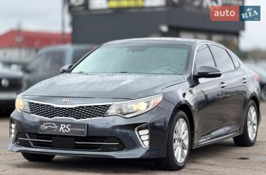 Седан Kia Optima 2017 в Киеве