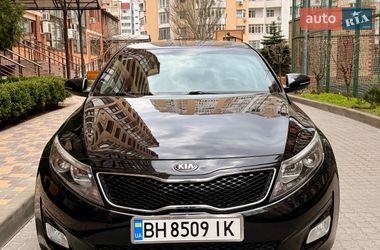 Седан Kia Optima 2015 в Одессе
