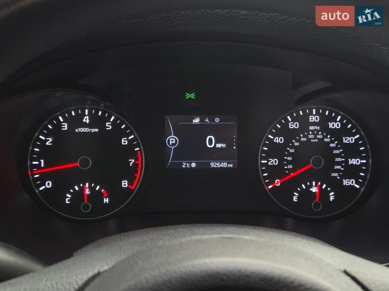 Седан Kia Optima 2016 в Киеве