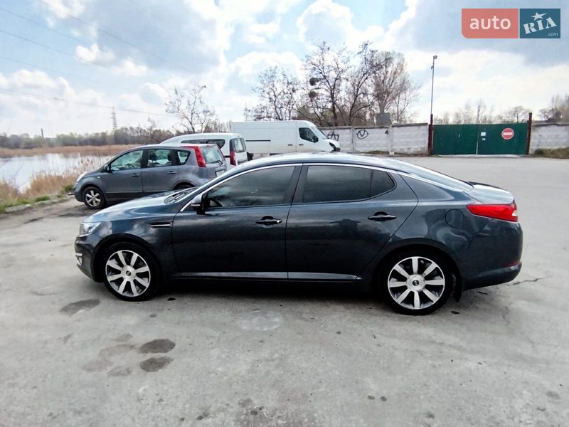 Седан Kia Optima 2013 в Києві