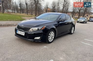 Седан Kia Optima 2015 в Шостці