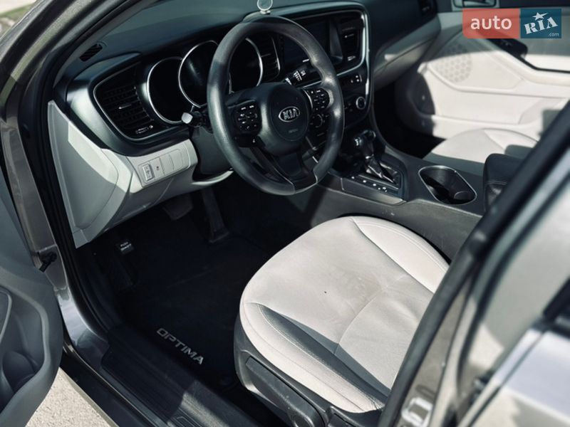 Седан Kia Optima 2015 в Житомирі