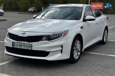 Седан Kia Optima 2016 в Запоріжжі