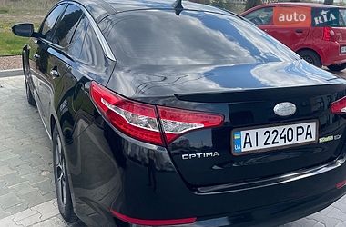 Седан Kia Optima 2013 в Буче