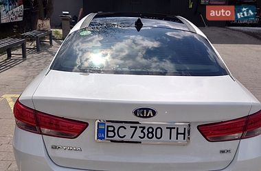 Седан Kia Optima 2015 в Львове