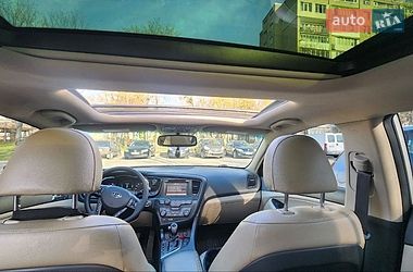 Седан Kia Optima 2012 в Львові