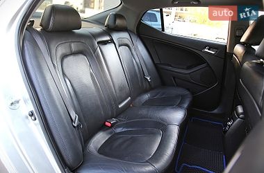 Седан Kia Optima 2011 в Харькове