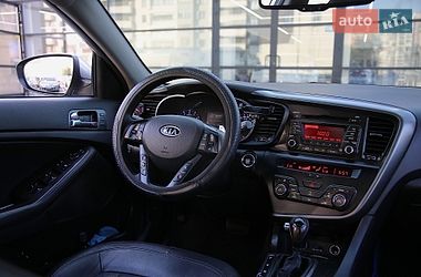 Седан Kia Optima 2011 в Харькове