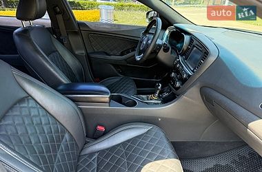 Седан Kia Optima 2014 в Днепре