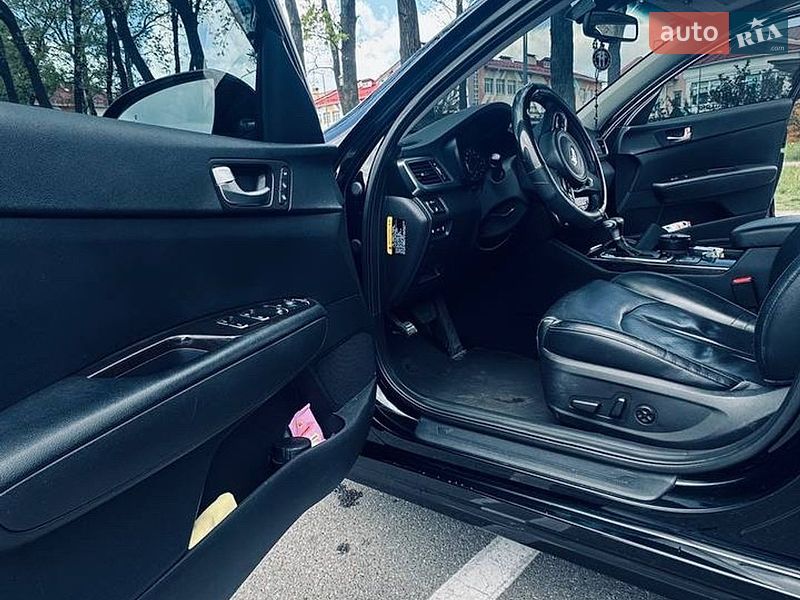 Седан Kia Optima 2016 в Києві