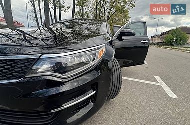Седан Kia Optima 2016 в Києві
