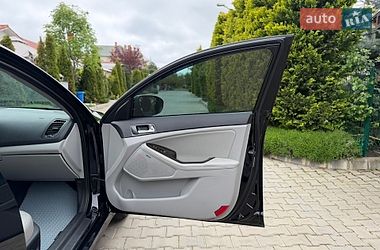 Седан Kia Optima 2014 в Одессе
