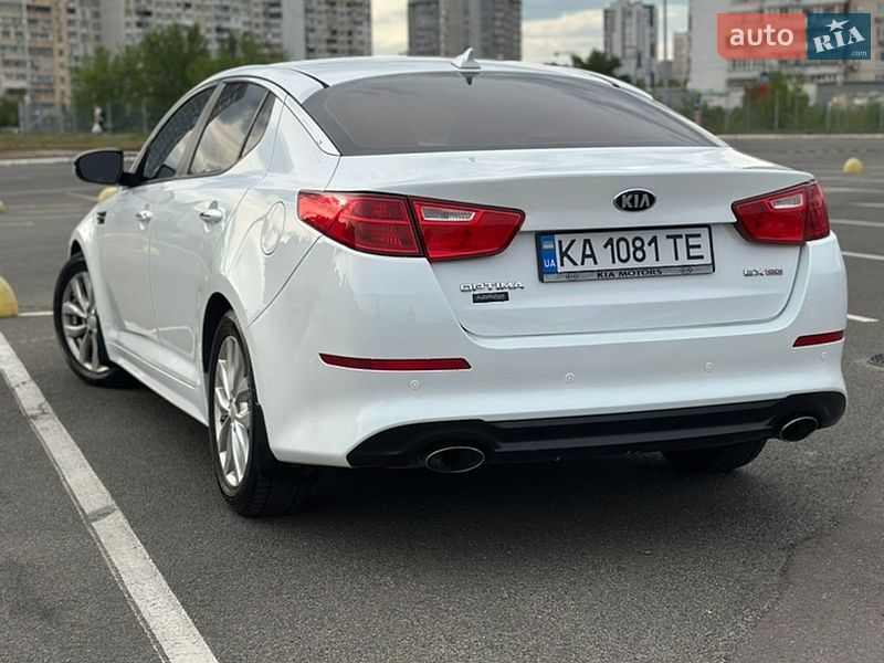 Седан Kia Optima 2014 в Киеве
