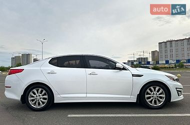 Седан Kia Optima 2014 в Киеве