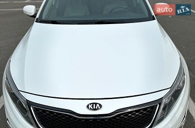 Седан Kia Optima 2014 в Киеве