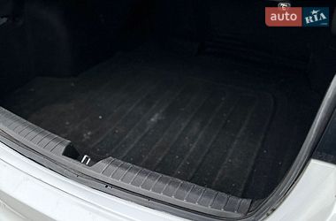 Седан Kia Optima 2014 в Киеве