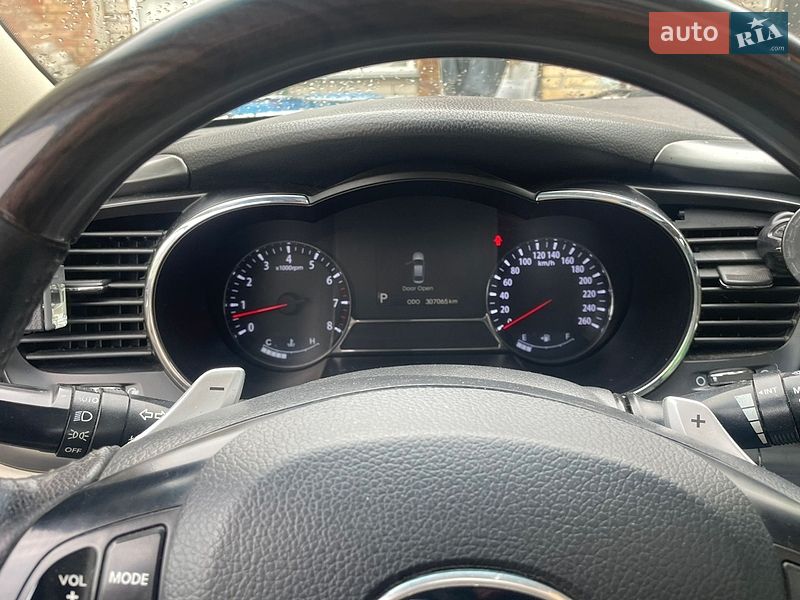 Седан Kia Optima 2011 в Києві
