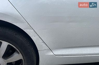 Седан Kia Optima 2011 в Києві
