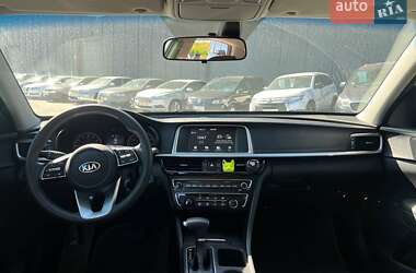 Седан Kia Optima 2018 в Львове