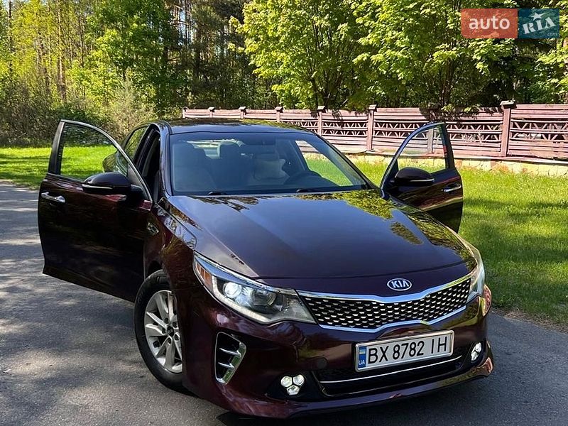 Седан Kia Optima 2016 в Нетішині