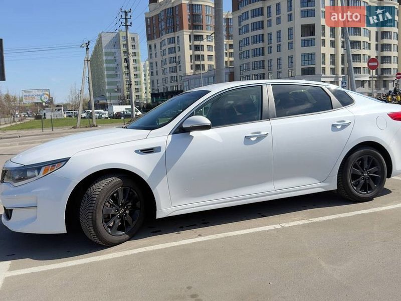 Седан Kia Optima 2016 в Києві