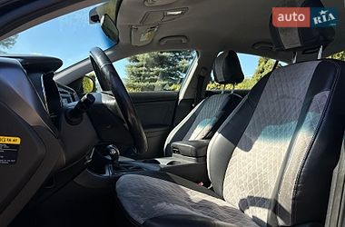 Седан Kia Optima 2013 в Львові