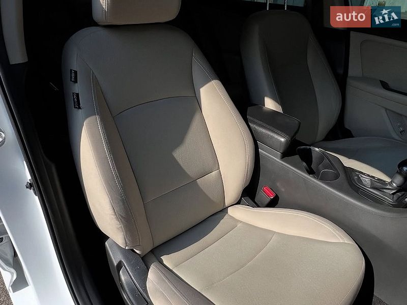 Седан Kia Optima 2015 в Києві