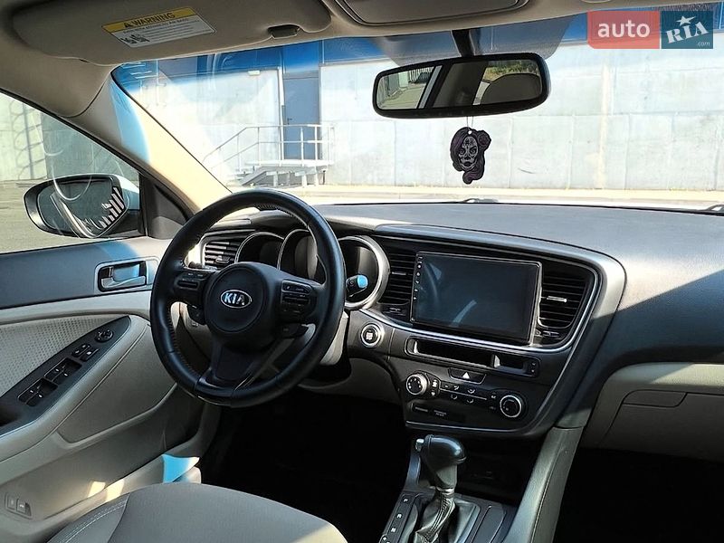 Седан Kia Optima 2015 в Києві