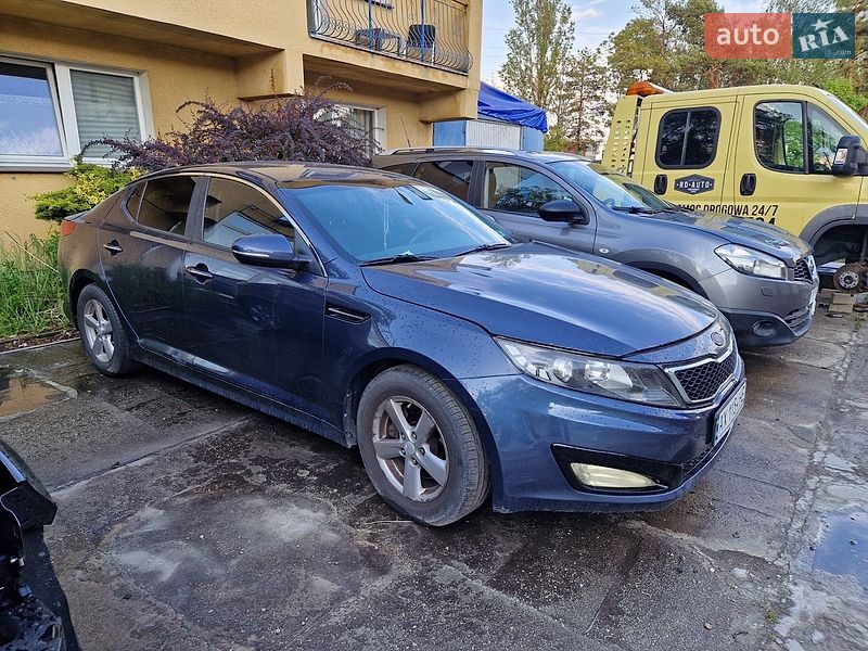 Седан Kia Optima 2014 в Львове