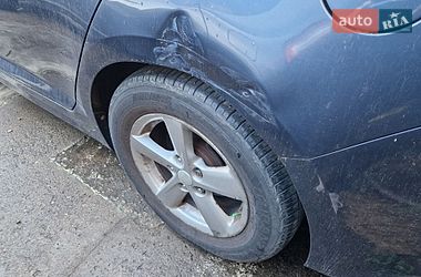 Седан Kia Optima 2014 в Львове