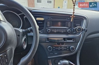 Седан Kia Optima 2014 в Львове