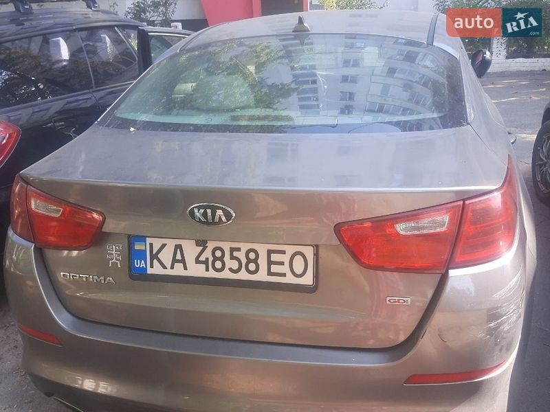 Седан Kia Optima 2015 в Киеве